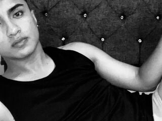 ThiagoCastell's MyFreeCams live cam shows Profile Image